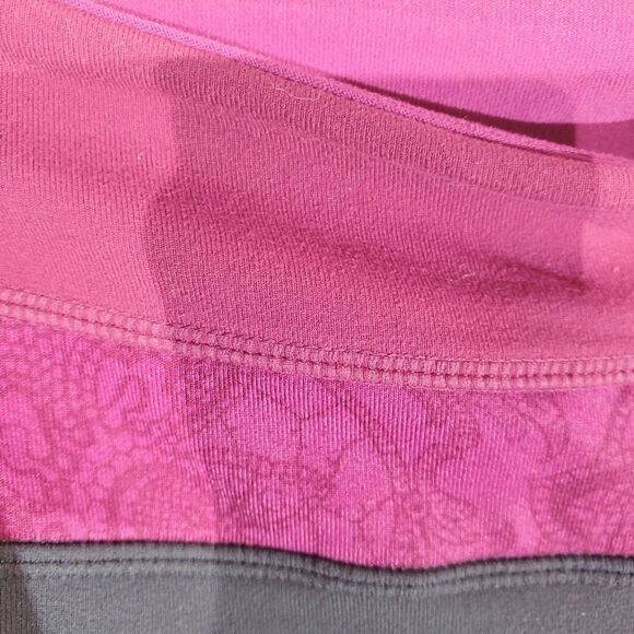 Lululemon gray raspberry groove crop pants 6 - Picture 4 of 7